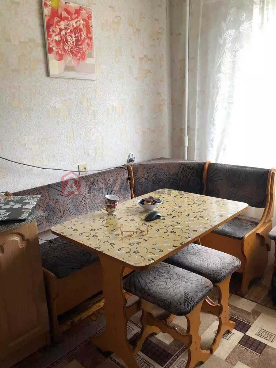 3 ��. ��������, 57/38/9 ��. �., 4/9 ������ ���� 12