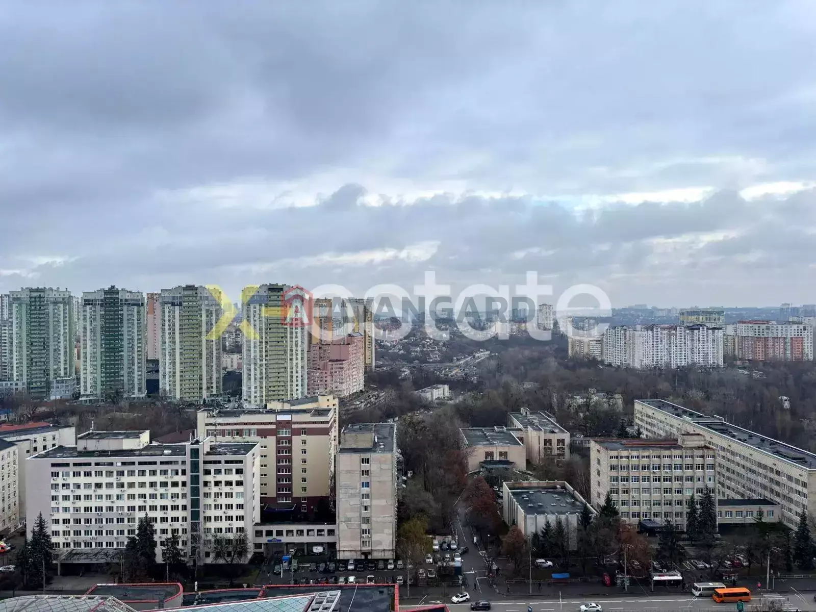 3 ��. ��������, 89/47/19 ��. �., 23/26 ������ ���� 14