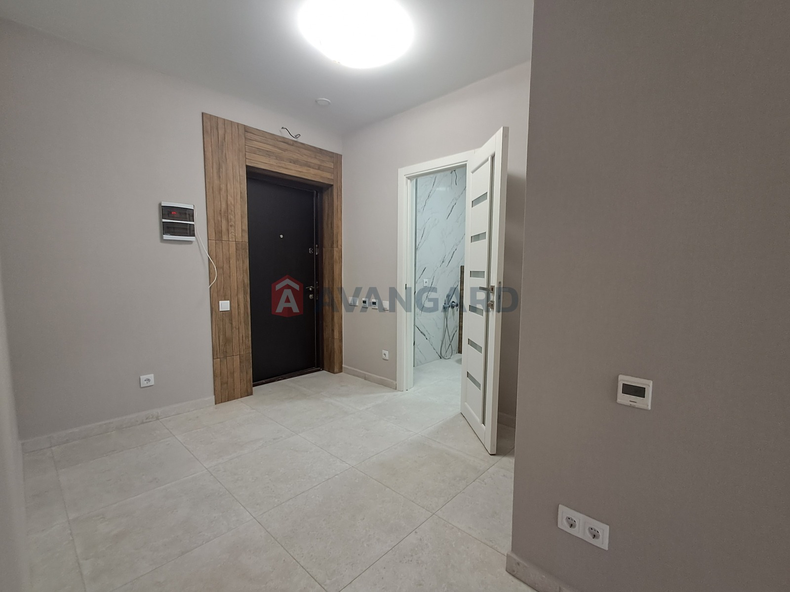 1 ����. ��������, 40/-/14 ��. �., 10/16 ���� ���� 7