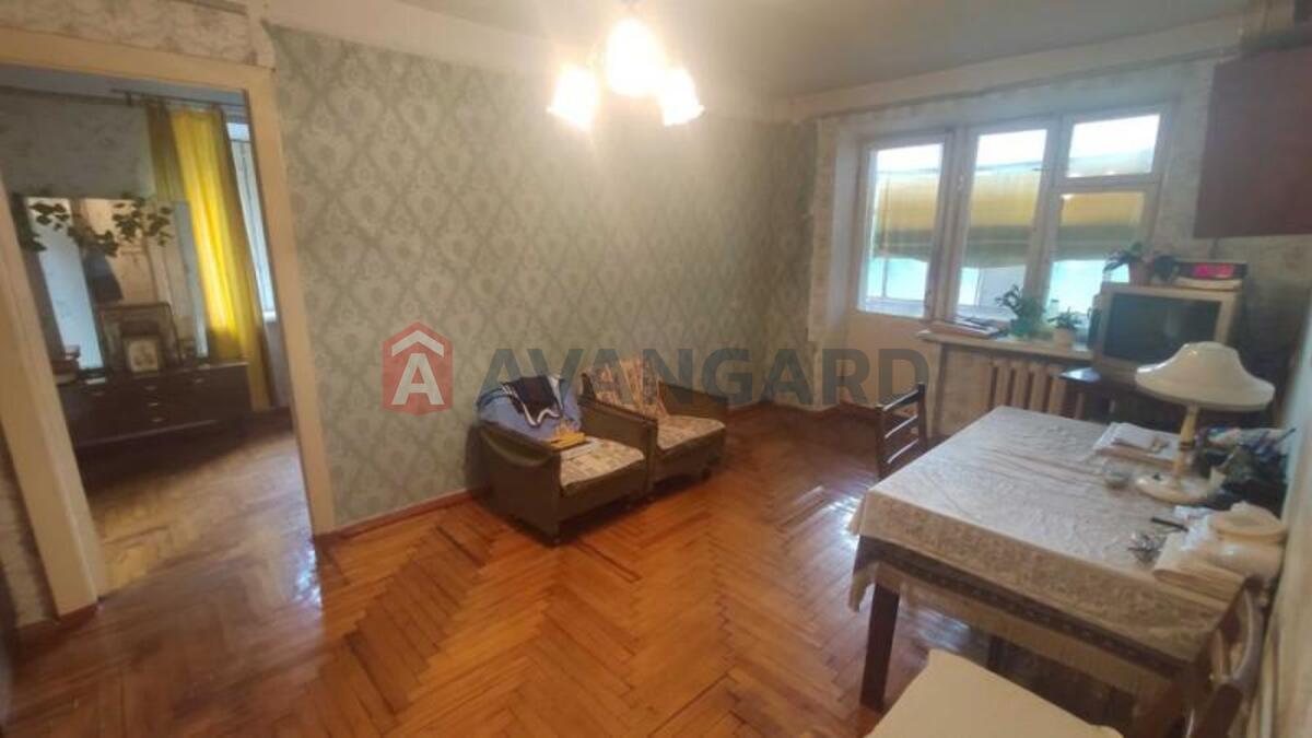 2 ��. ��������, 46/-/6 ��. �., 2/5 ������ ���� 14