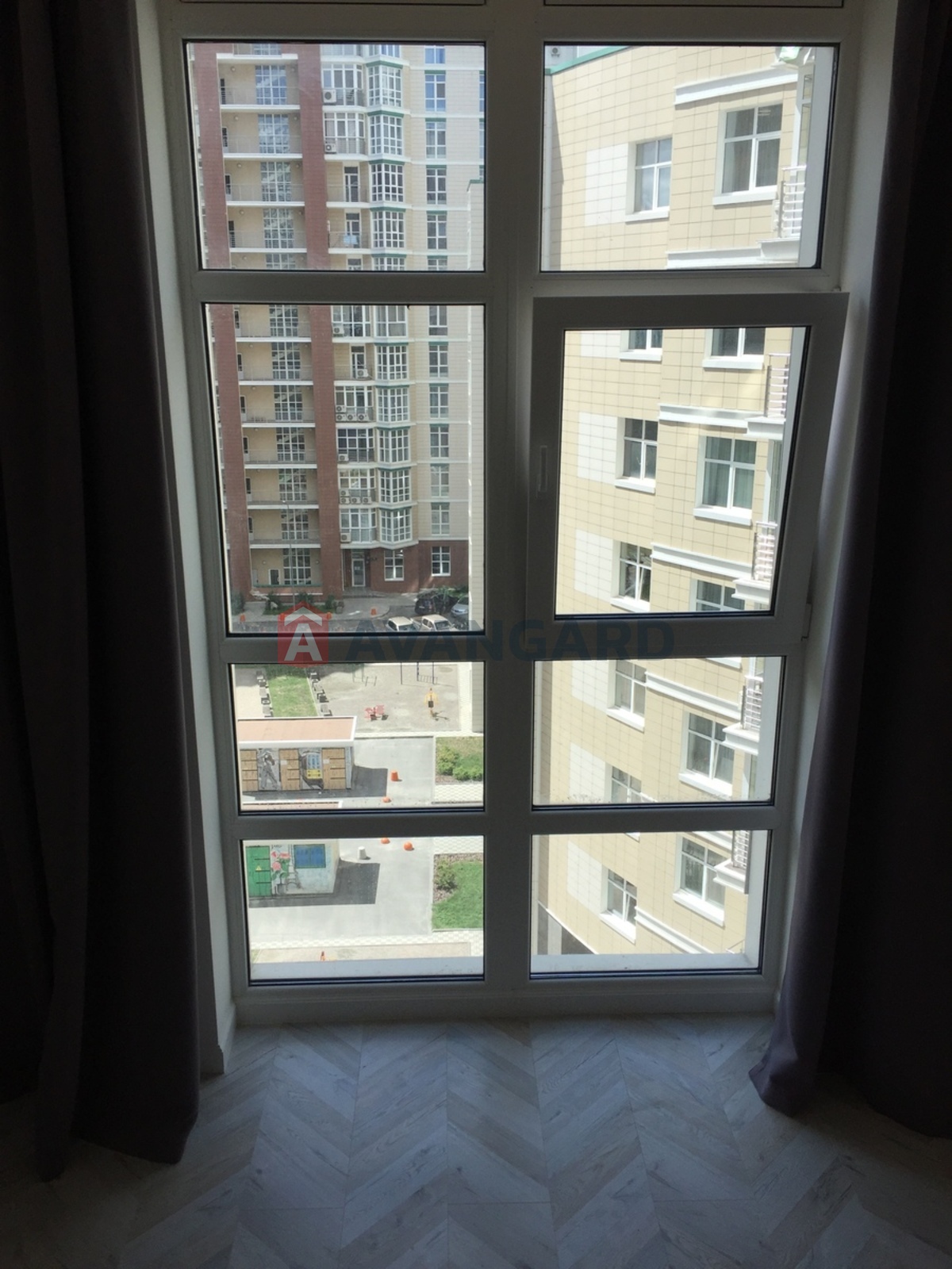 2 ��. ��������, 74/60/14 ��. �., 7/14 ������ ���� 13