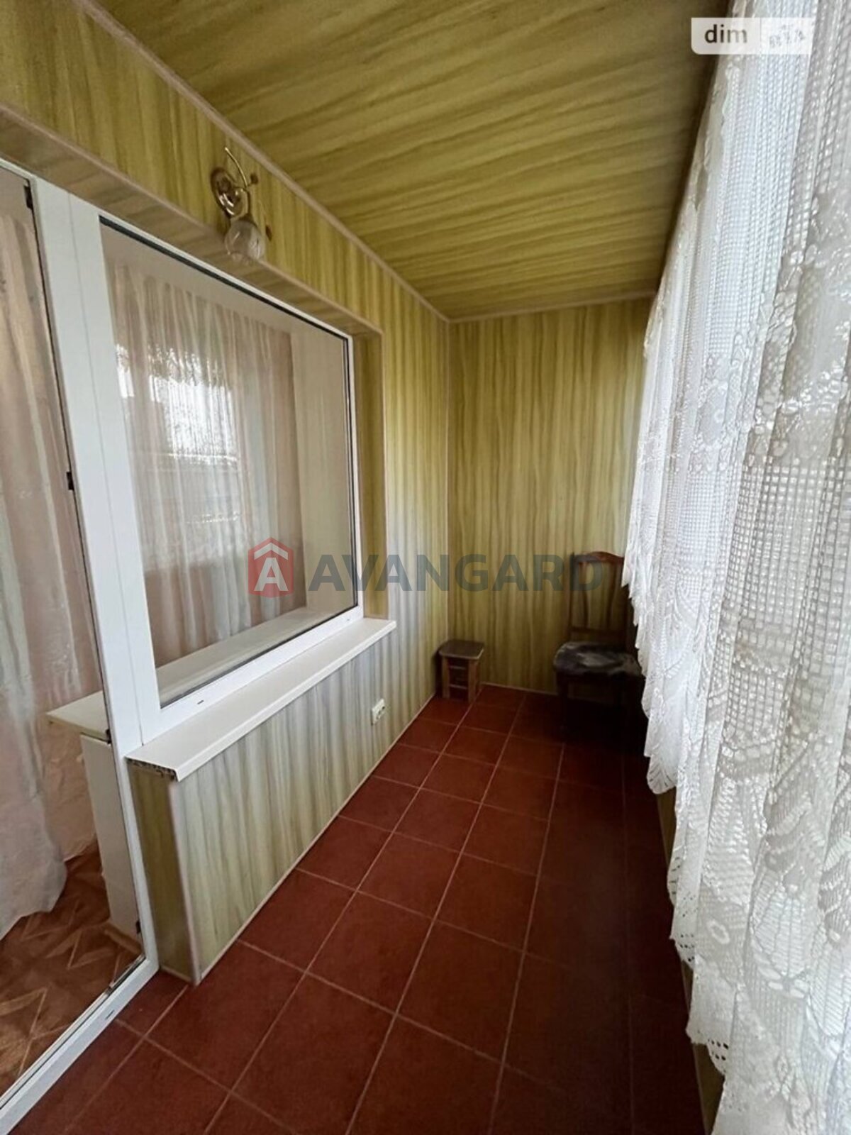 3 ��. ��������, 95/50/11 ��. �., 4/6 ������ ���� 17