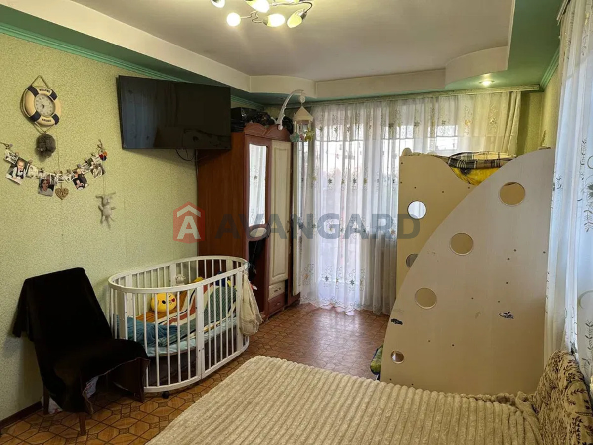 1 ��. ��������, 32/-/6 ��. �., 3/5 ������ ���� 2