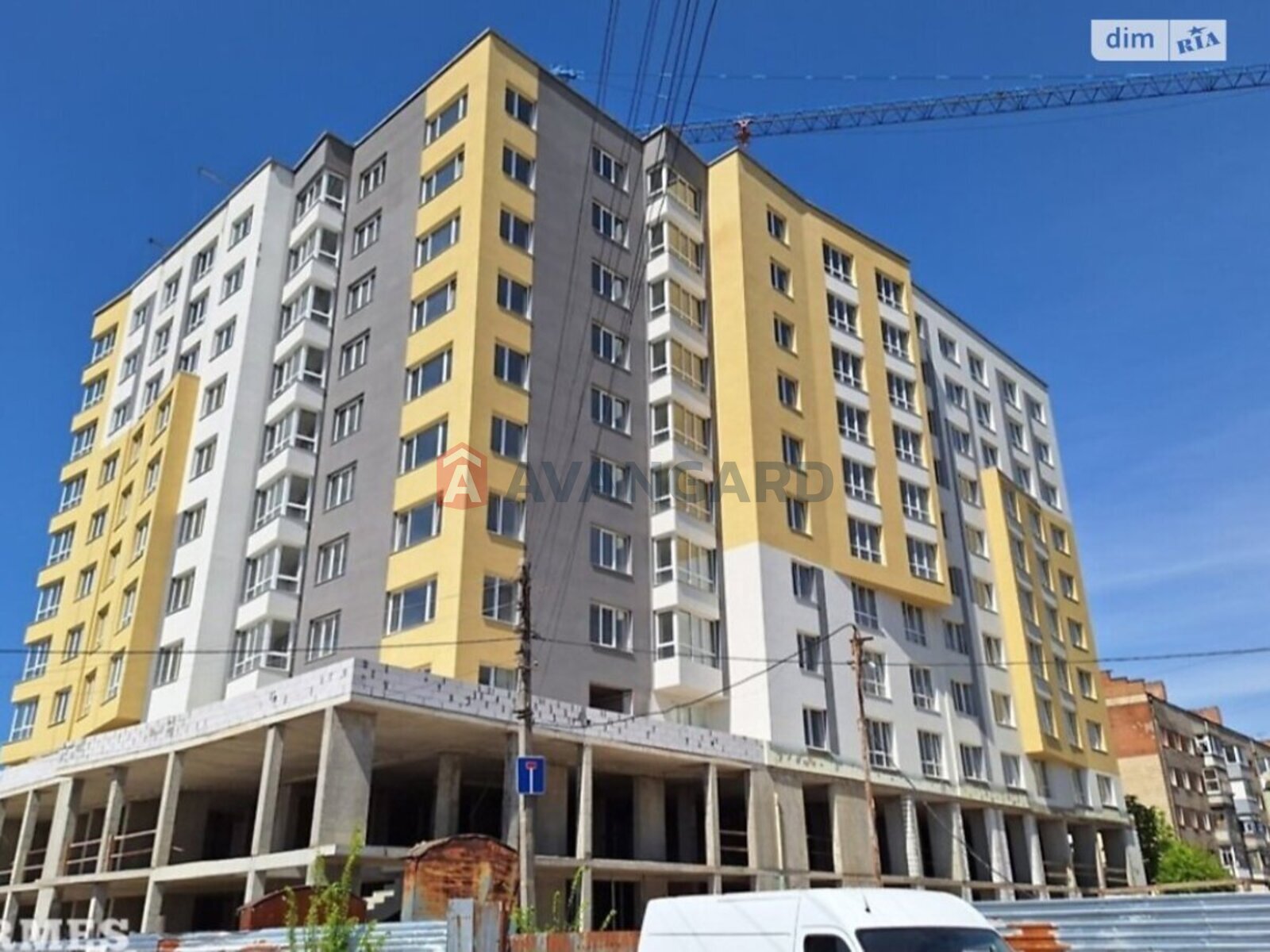 1 ��. ��������, 38/18/14 ��. �., 4/10 ������ ���� 2