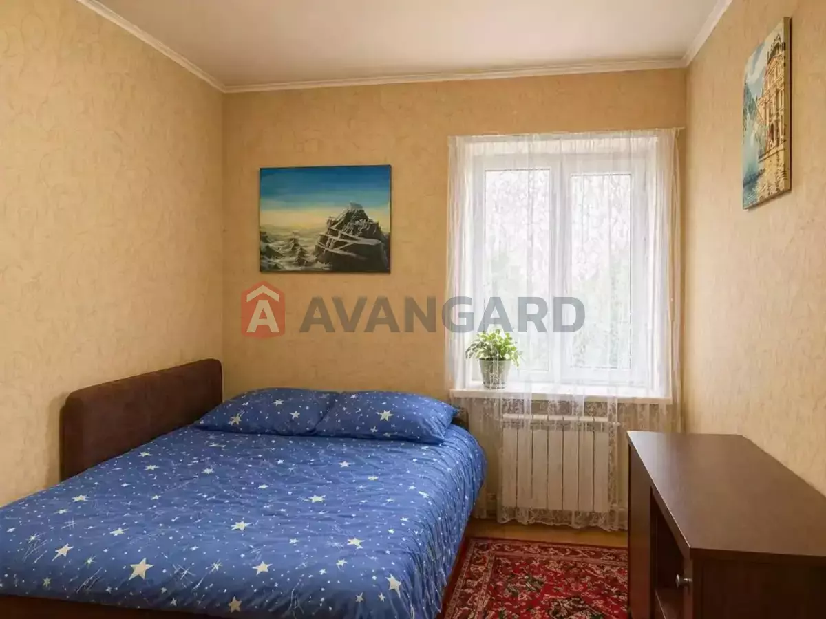 2 ��. ��������, 48/25/6 ��. �., 2/5 ������ ���� 3