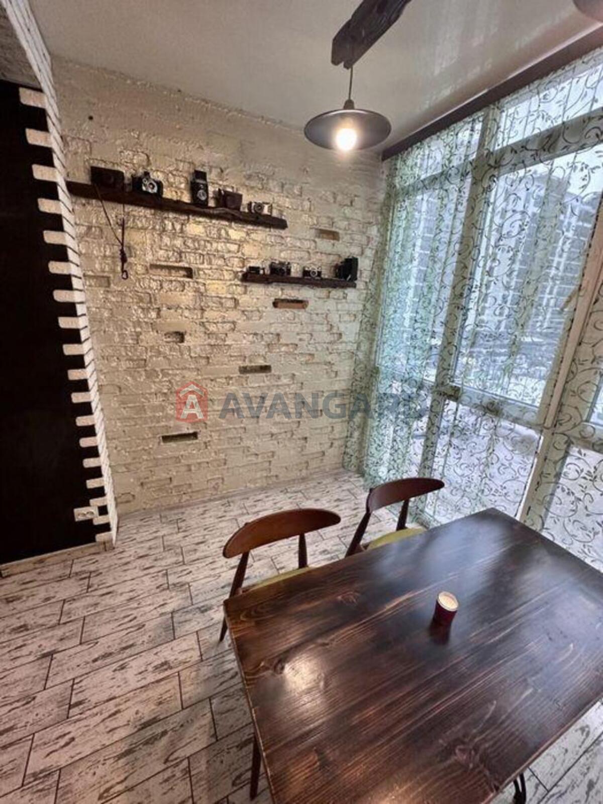 1 ��. ��������, 44/-/20 ��. �., 3/11 ������ ���� 8