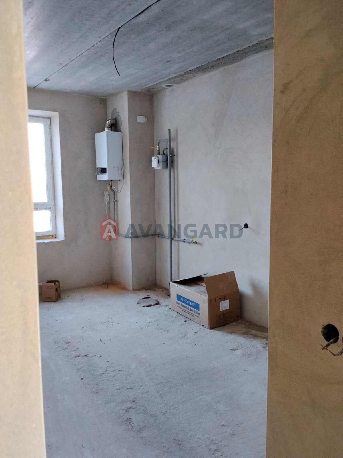 3 ����. ��������, 84,6/-/- ��. �., 9/10 ���� ���� 1