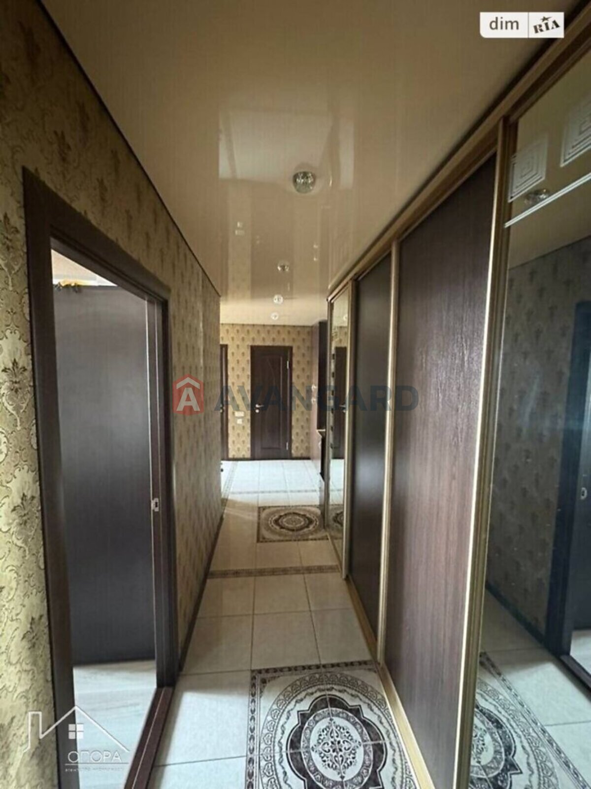 2 ��. ��������, 56/46/- ��. �., 7/11 ������ ���� 10