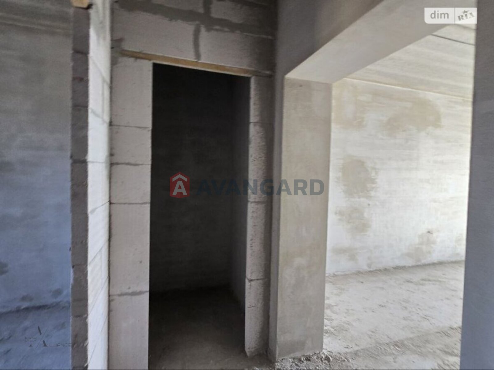 2 ��. ��������, 62/34/14 ��. �., 6/10 ������ ���� 5