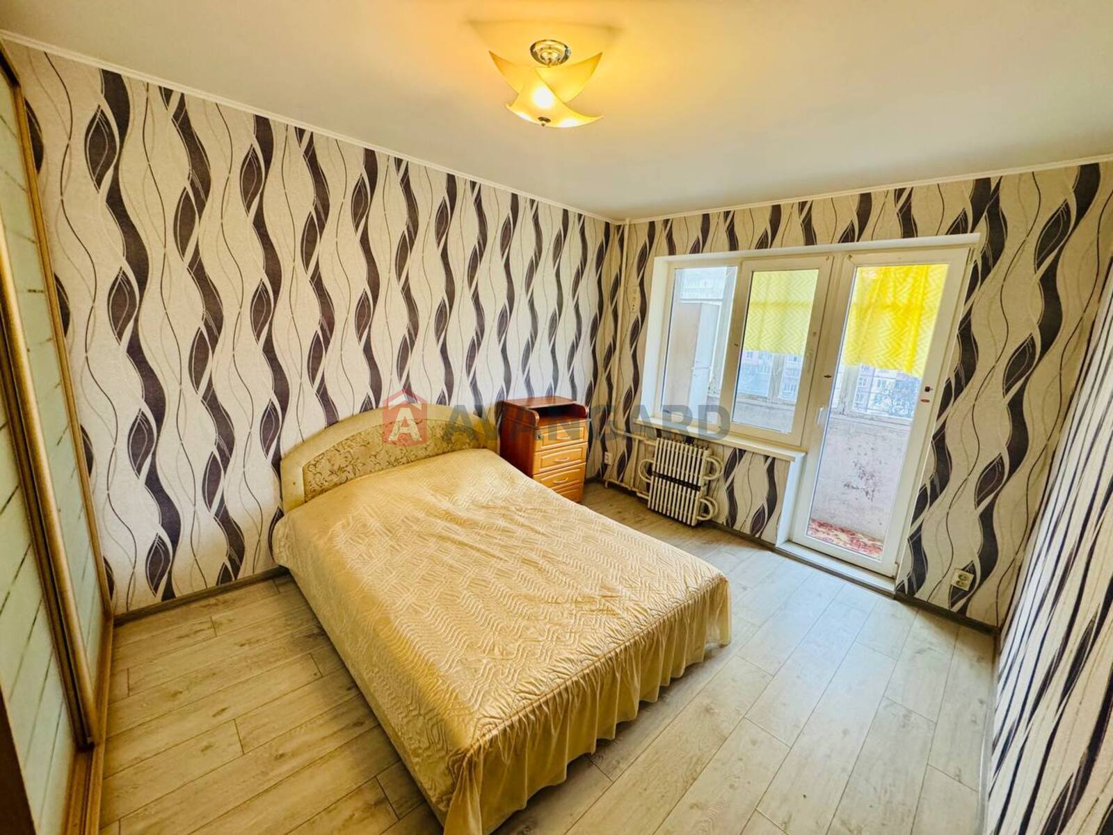 3 ��. ��������, 63.4/44/8 ��. �., 6/10 ������ ���� 20