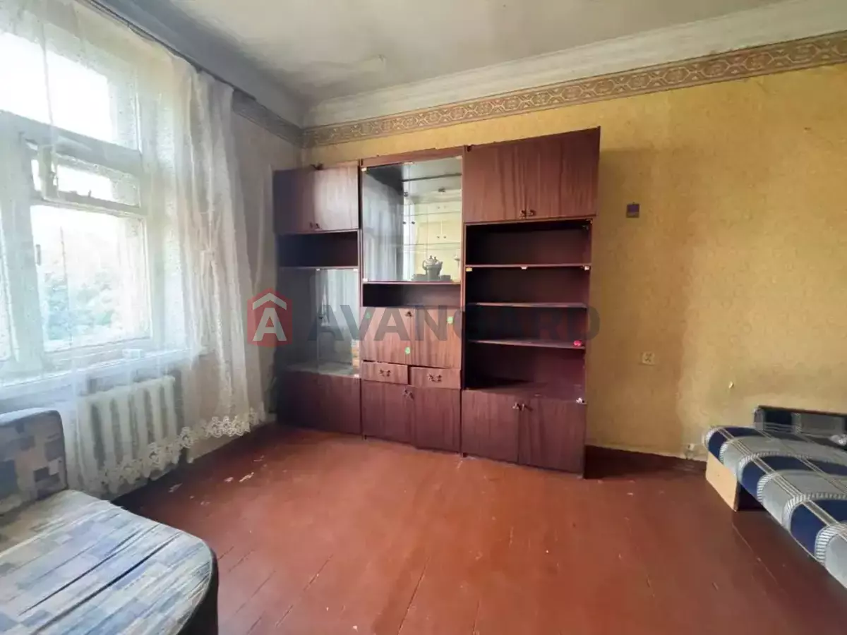 3 ����. ��������, 65/42/7 ��. �., 5/5 ���� ���� 16