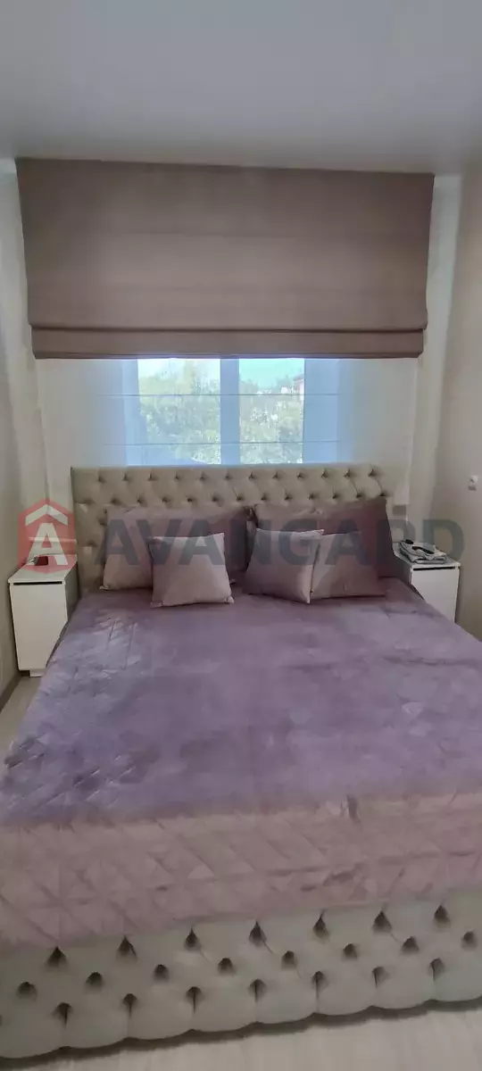 4 ����. ��������, 86/-/- ��. �., 3/3 ���� ���� 1