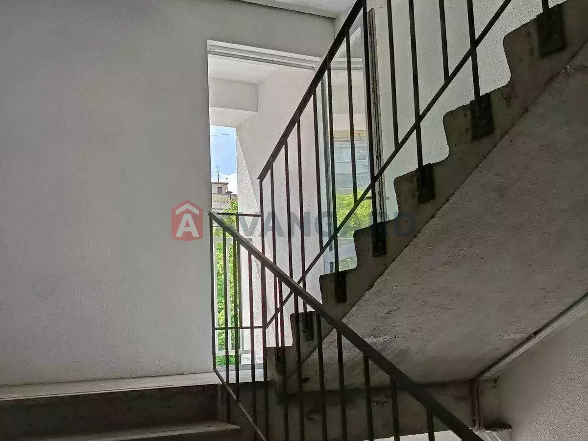 2 ��. ��������, 43/-/15 ��. �., 14/14 ������ ���� 8