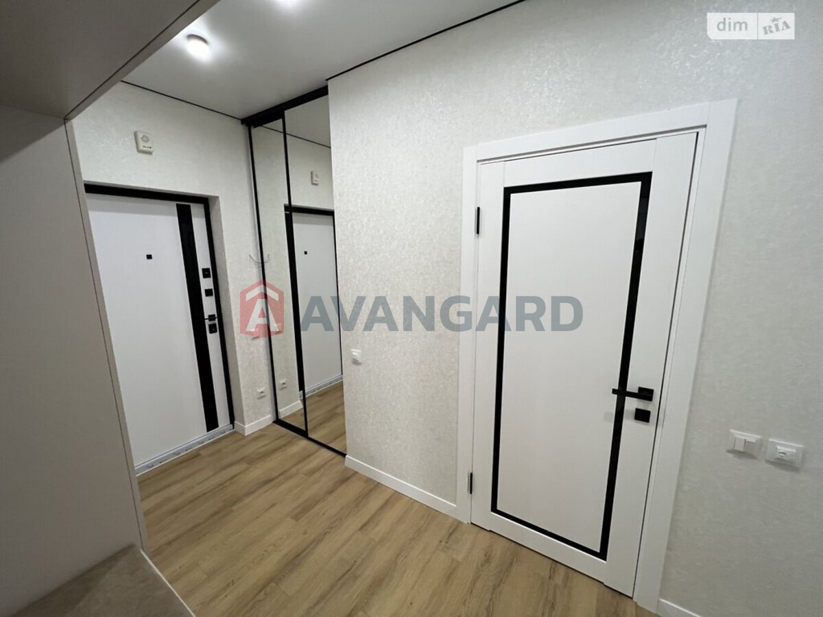 1 ��. ��������, 48/-/- ��. �., 5/8 ������ ���� 14