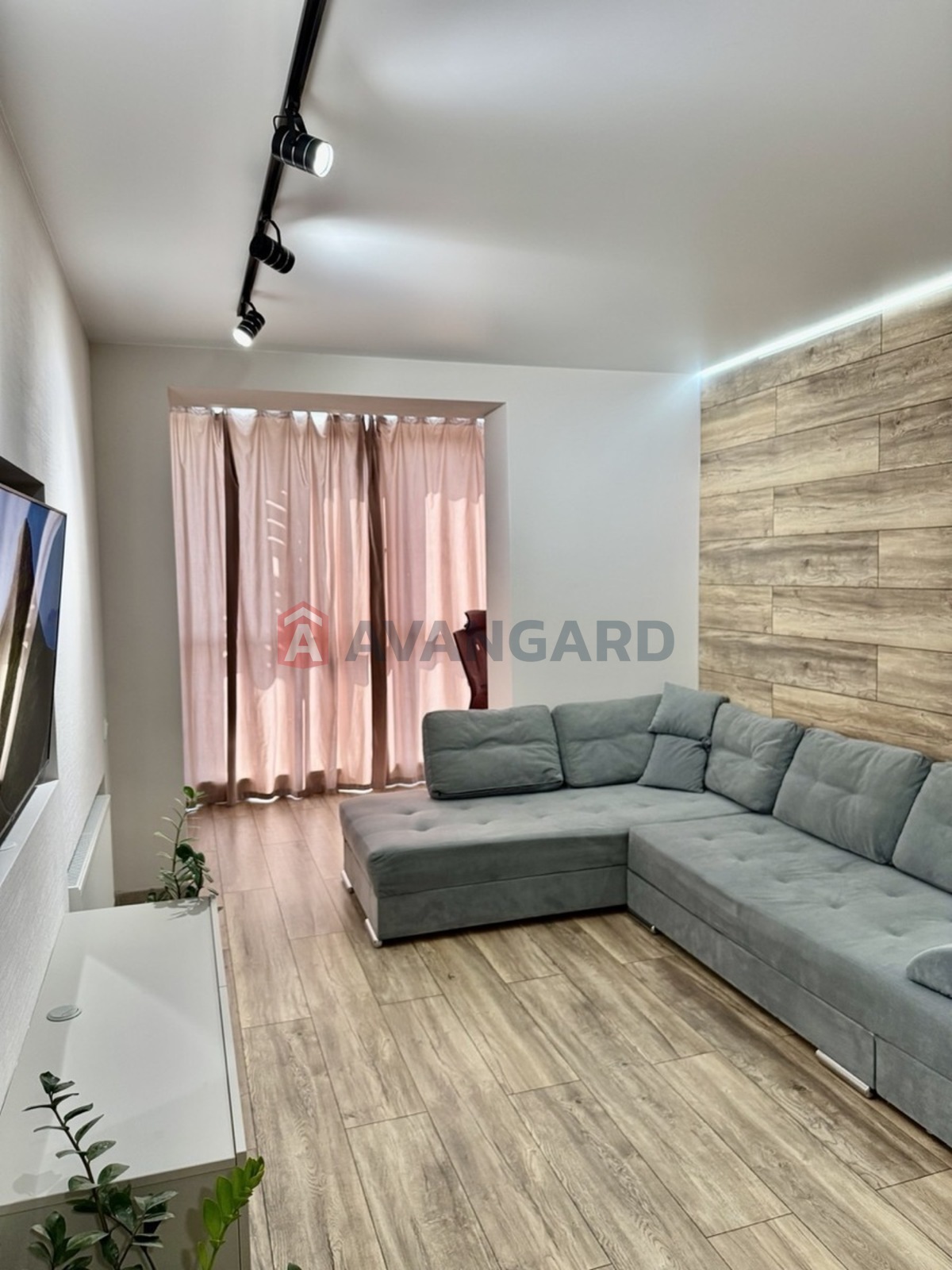 2 ��. ��������, 51/31/11 ��. �., 3/10 ������ ���� 13