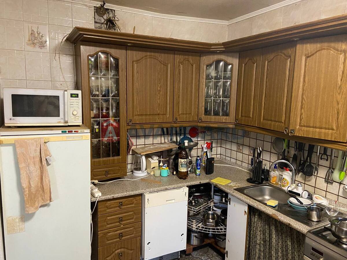 4 ��. ��������, 84/51/- ��. �., 1/9 ������ ���� 12