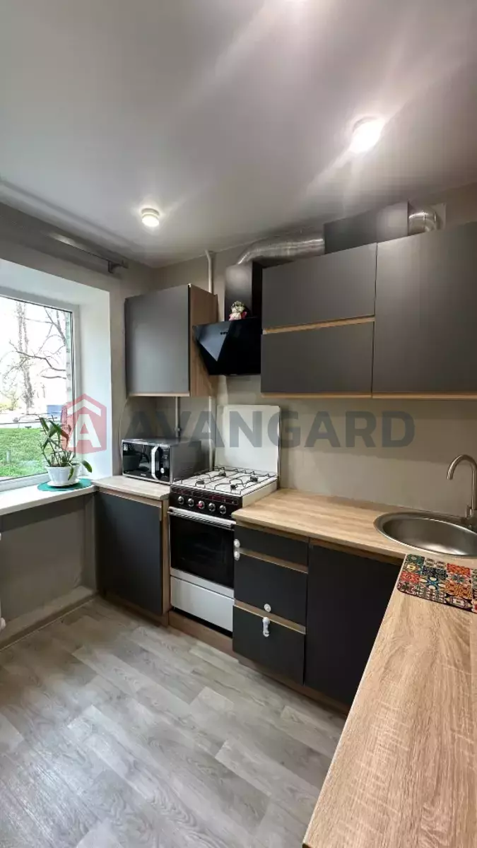 1 ��. ��������, 31/18/6 ��. �., 2/5 ������ ���� 2