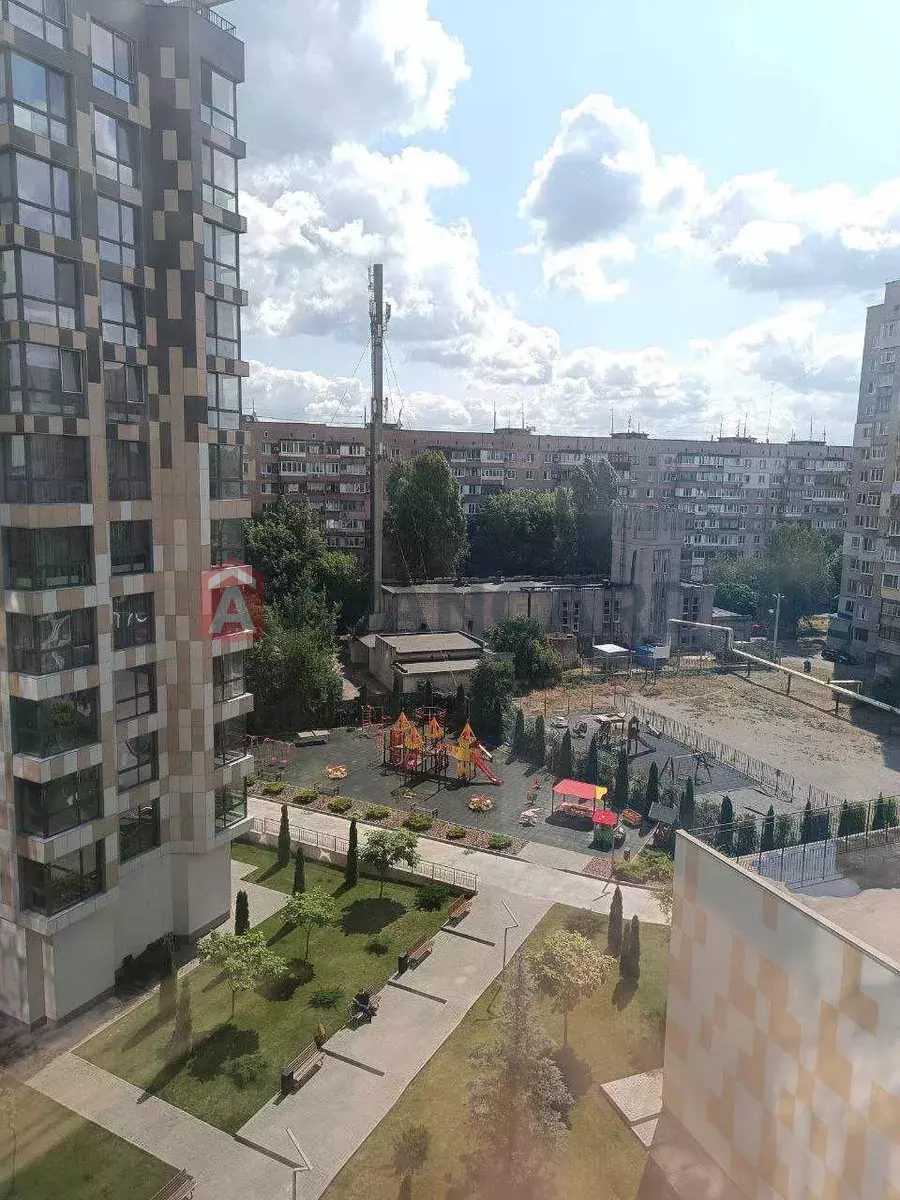 2 ��. ��������, 52/-/13 ��. �., 7/14 ������ ���� 1