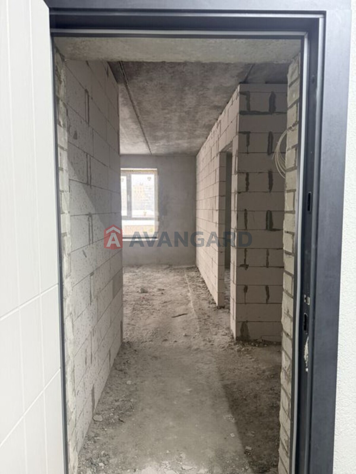 2 ��. ��������, 60/-/22 ��. �., 5/10 ������ ���� 4