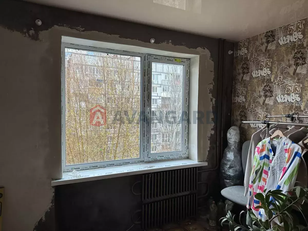 3 . , 67/-/7 . ., 7/9   7