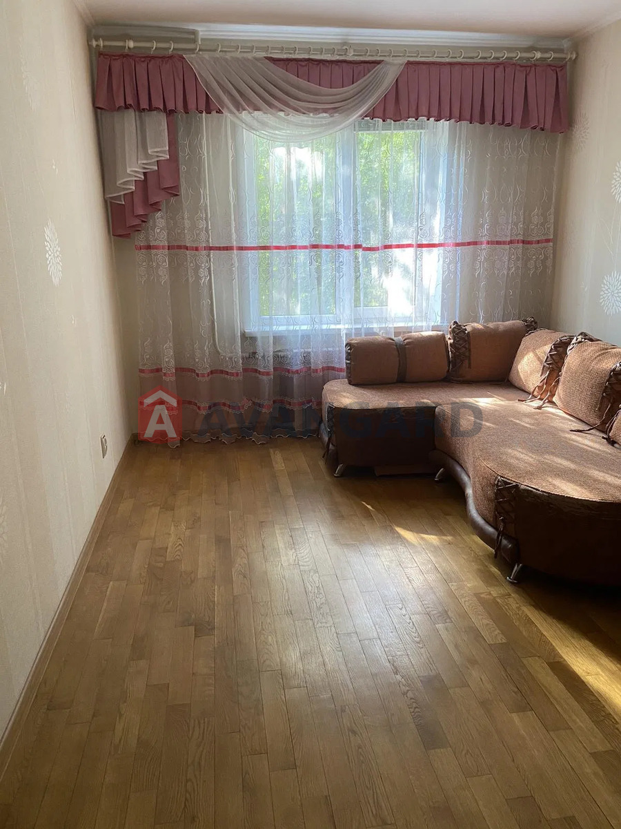 2 ��. ��������, 49/-/84 ��. �., 3/9 ������ ���� 6