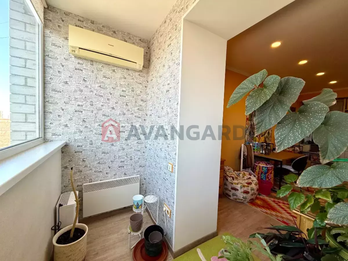 4 ��. ��������, 168/105/13 ��. �., 7/10 ������ ���� 22