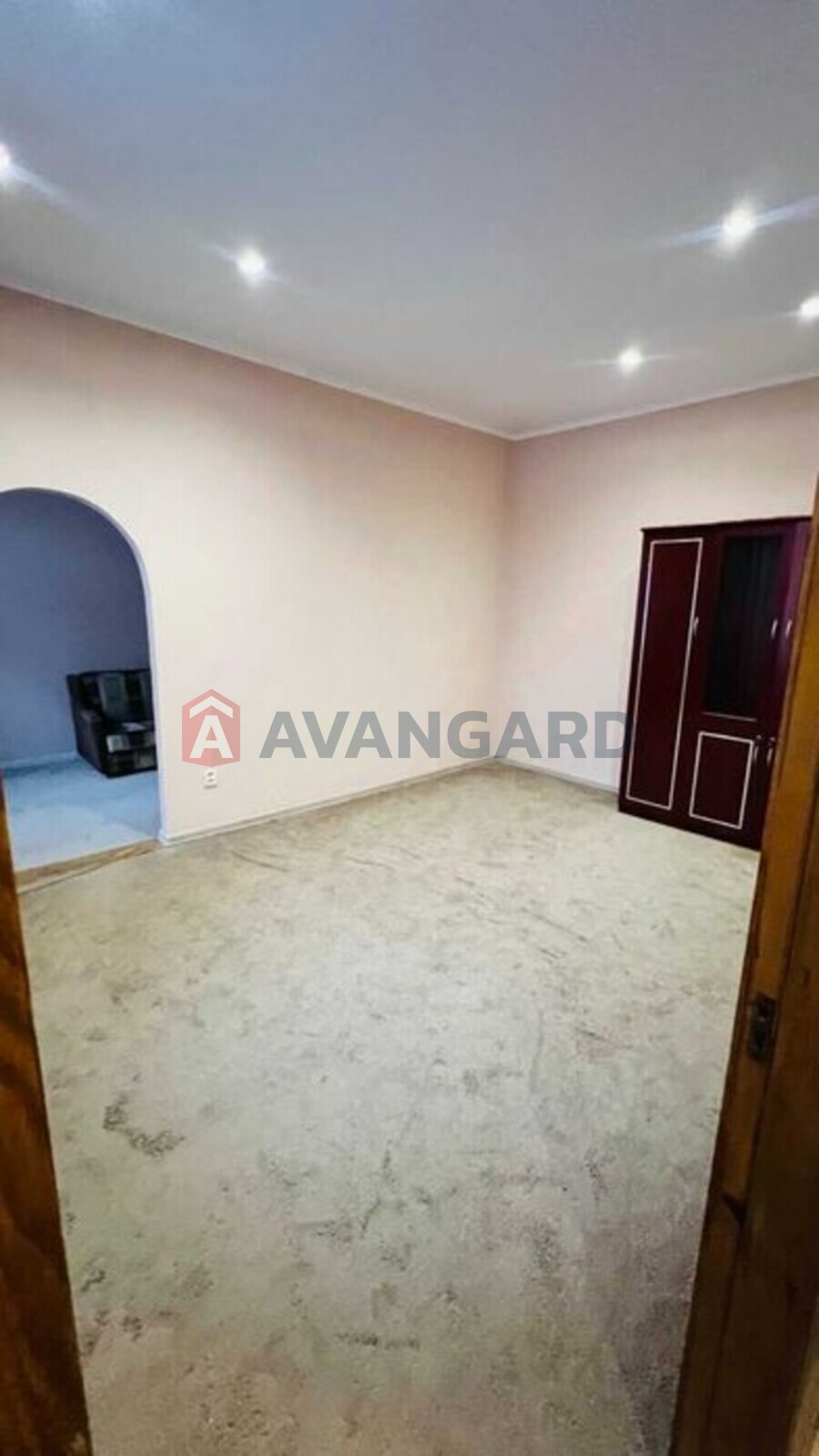 2 ����. ��������, 38/-/10 ��. �., 1/3 ���� ���� 10