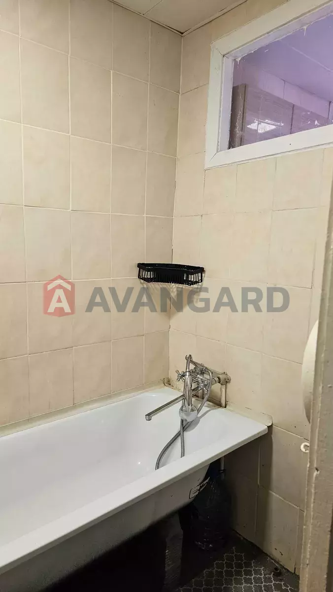 1 ��. ��������, 38/18/6 ��. �., 6/9 ������ ���� 2