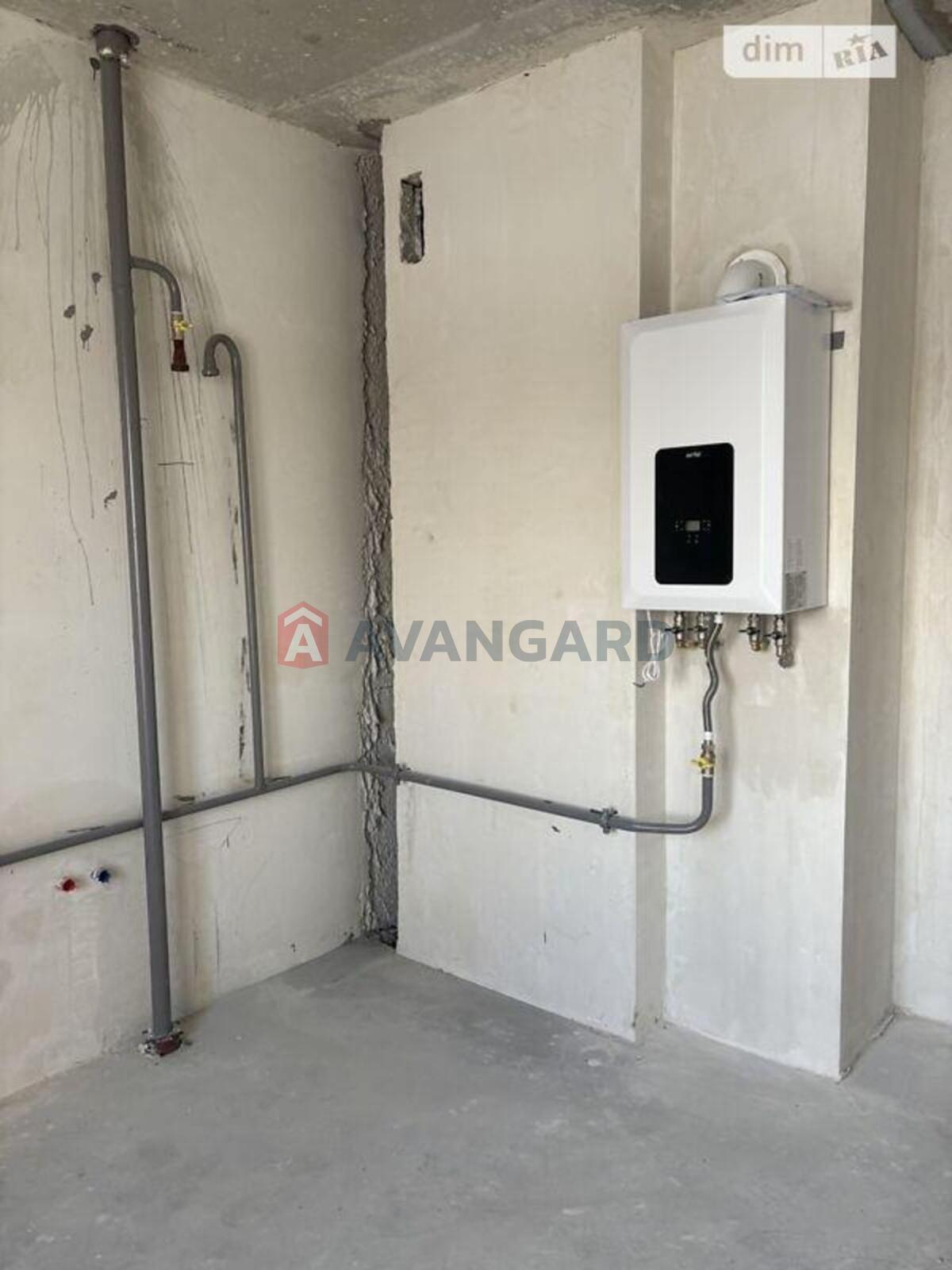 1 ��. ��������, 40/15/10 ��. �., 3/11 ������ ���� 3