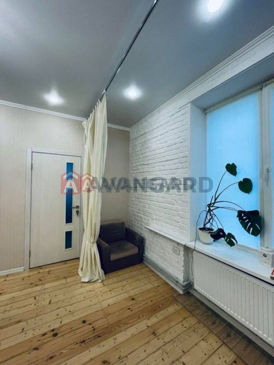 3 ��. ��������, 70/-/9 ��. �., 1/4 ������ ���� 6