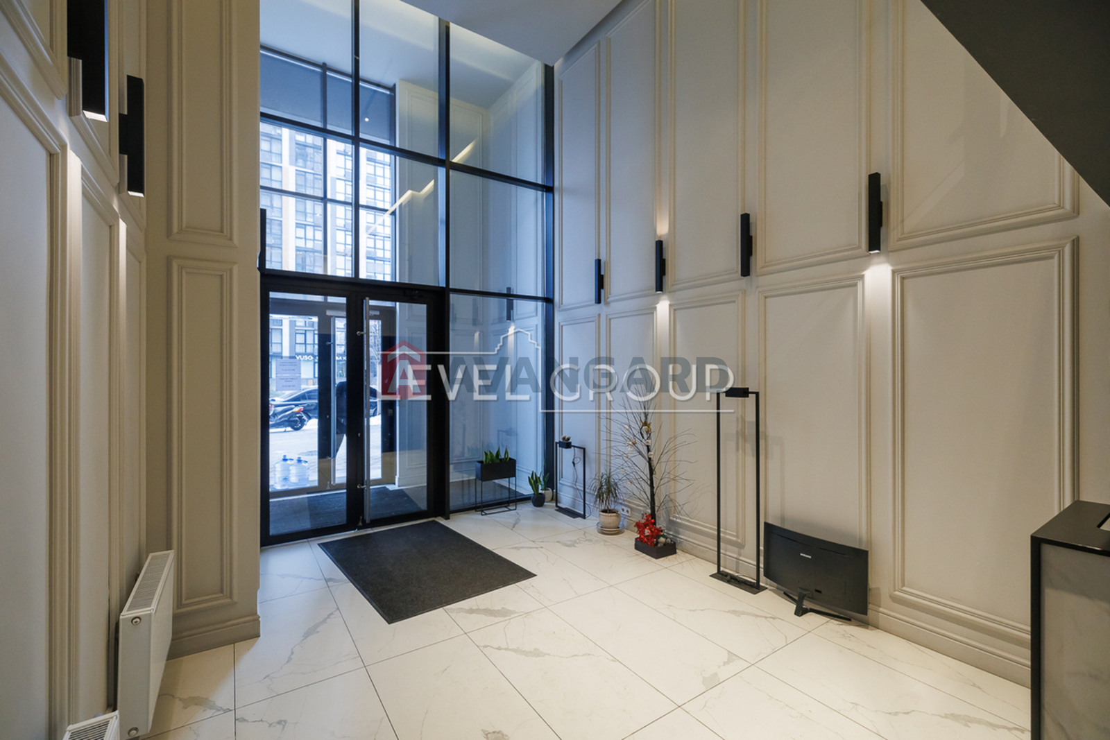 3 ��. ��������, 118/52/40 ��. �., 11/24 ������ ���� 17