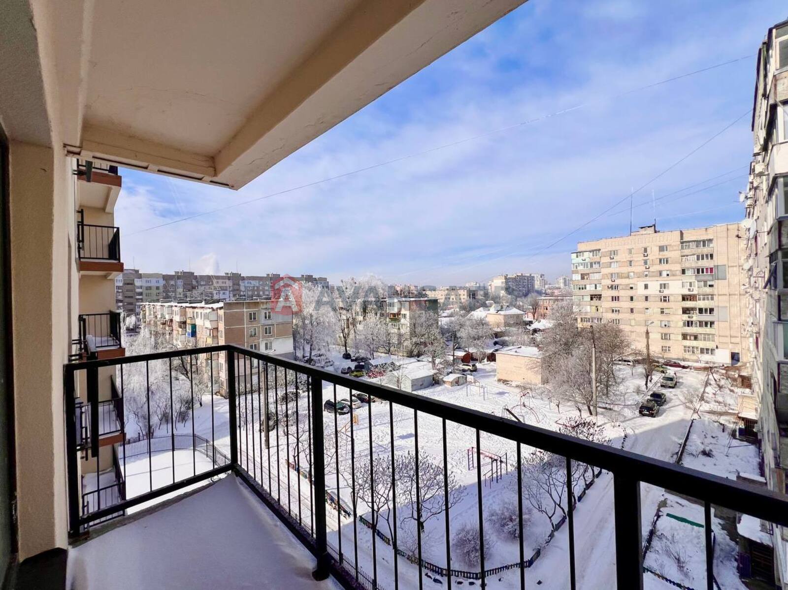 2 ��. ��������, 63,9/41/11.5 ��. �., 4/9 ������ ���� 16