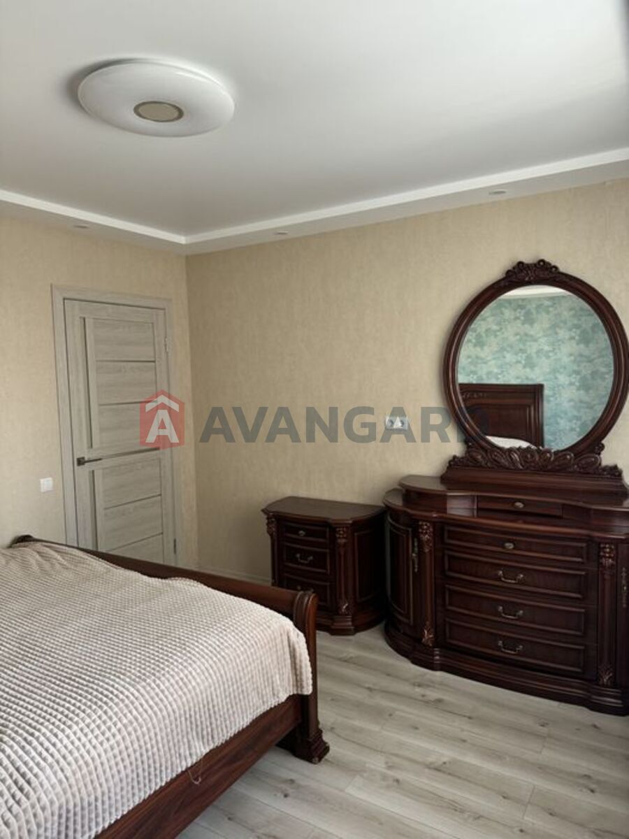 2 ��. ��������, 50/-/15 ��. �., 10/14 ������ ���� 10