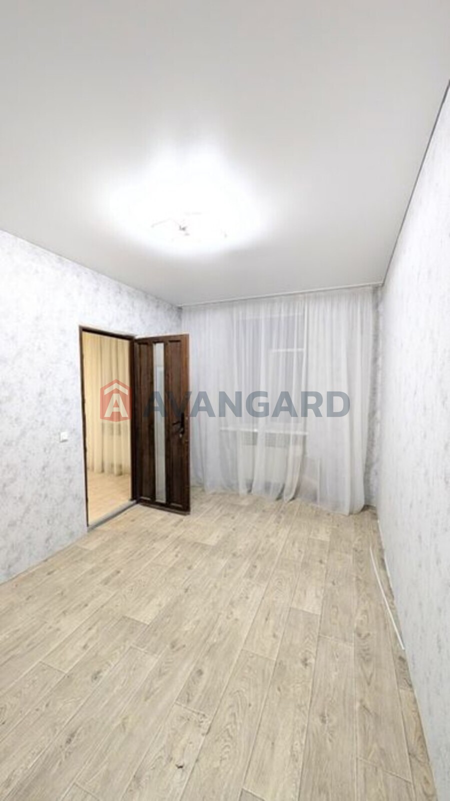 3 ��. ��������, 70/-/7 ��. �., 2/5 ������ ���� 6