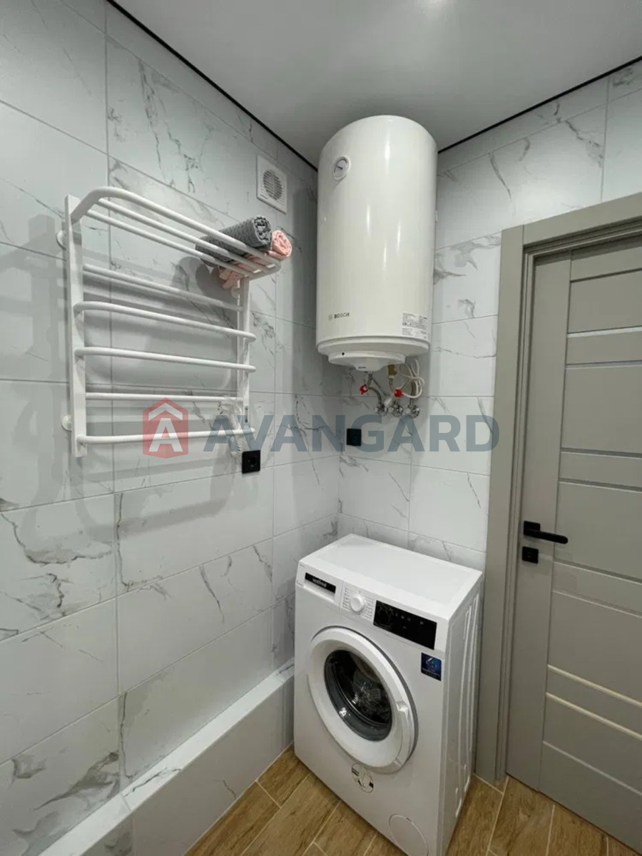 1 ����. ��������, 37/-/18 ��. �., 16/20 ���� ���� 15