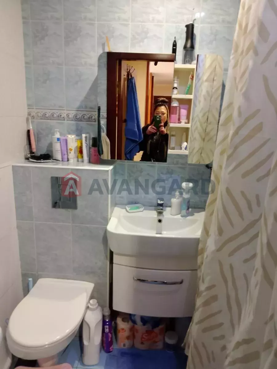 3 ��. ��������, 71/-/9 ��. �., 3/9 ������ ���� 15