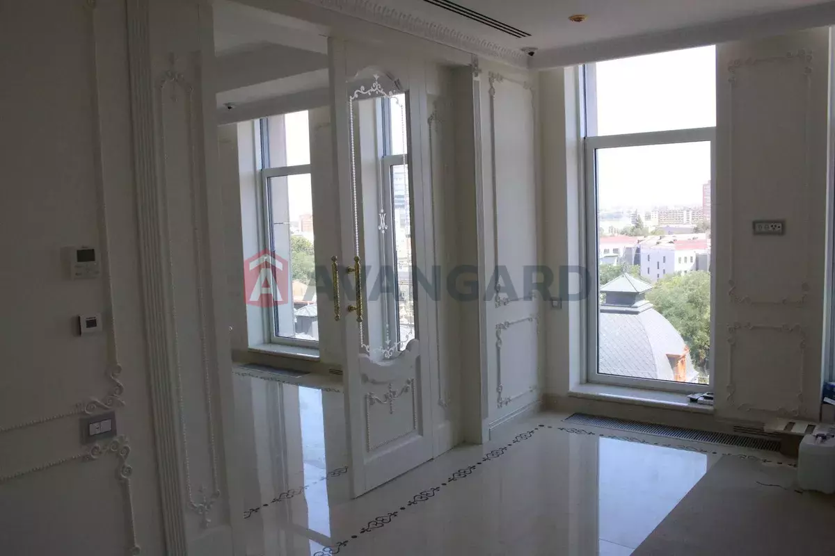 4 ��. ��������, 186/-/19 ��. �., 4/6 ������ ���� 5