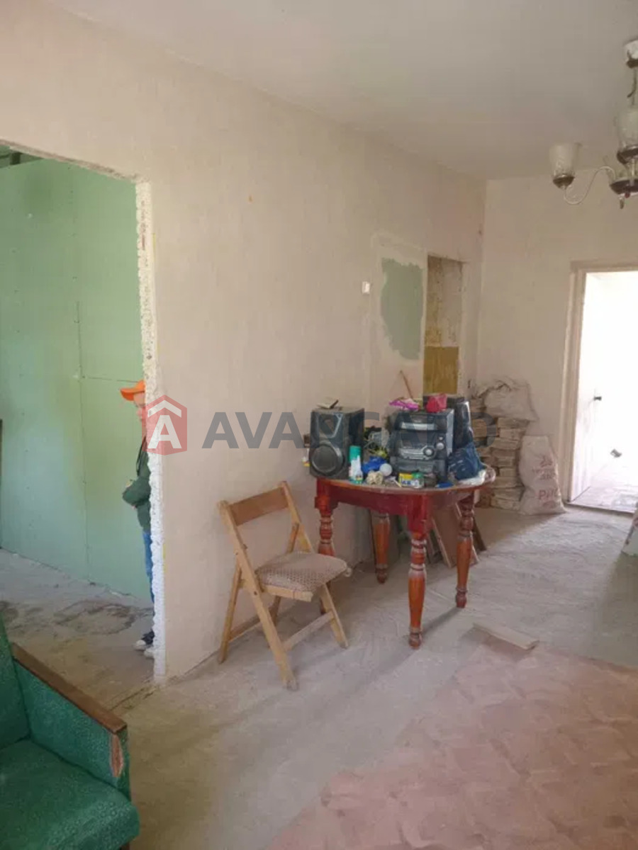 2 ����. ��������, 44/-/8 ��. �., 5/5 ���� ���� 6