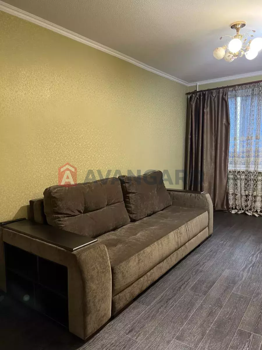 3 . , 70/-/5 . ., 6/9   7