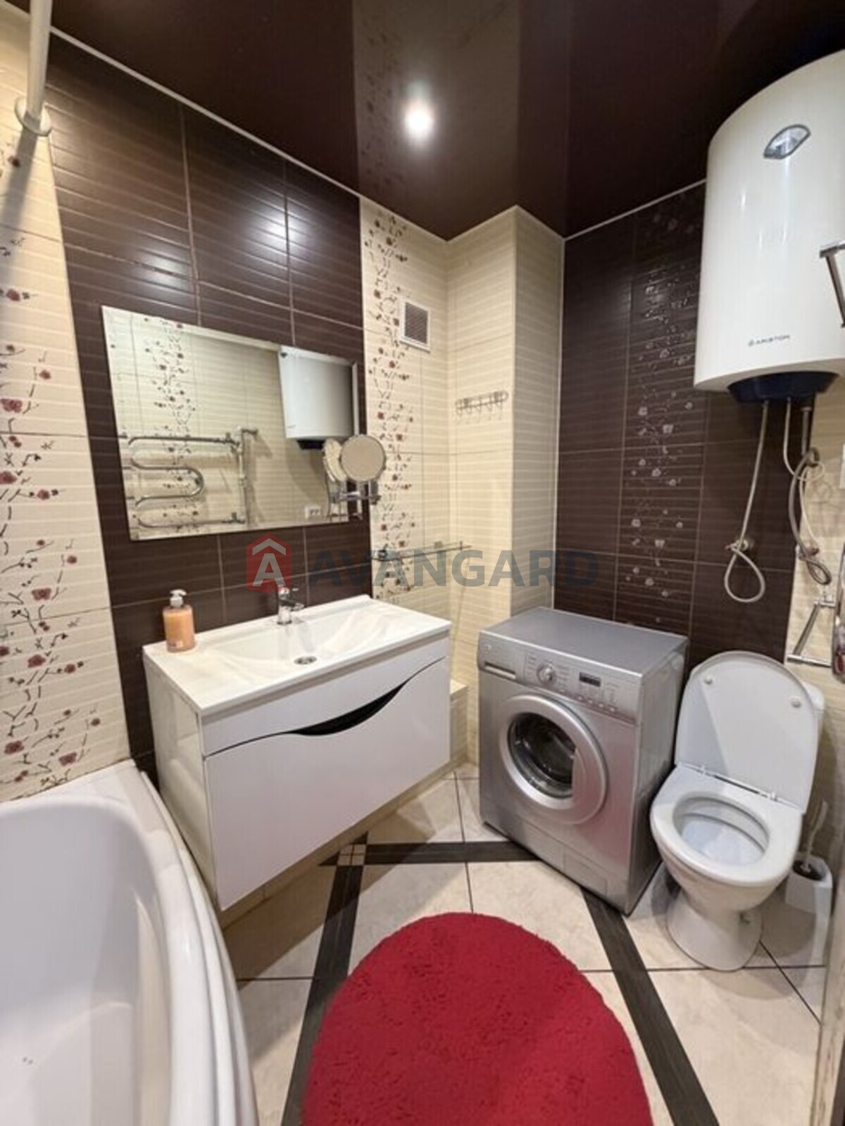 3 ����. ��������, 70/-/12 ��. �., 9/9 ���� ���� 3