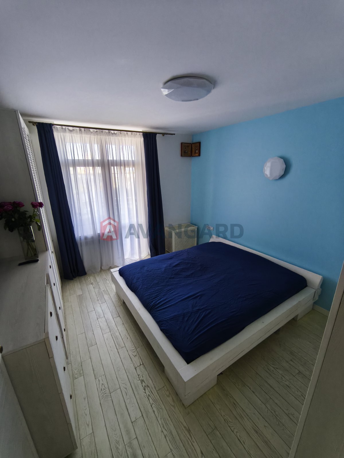 3 ��. ��������, 100/-/12 ��. �., 13/16 ������ ���� 10