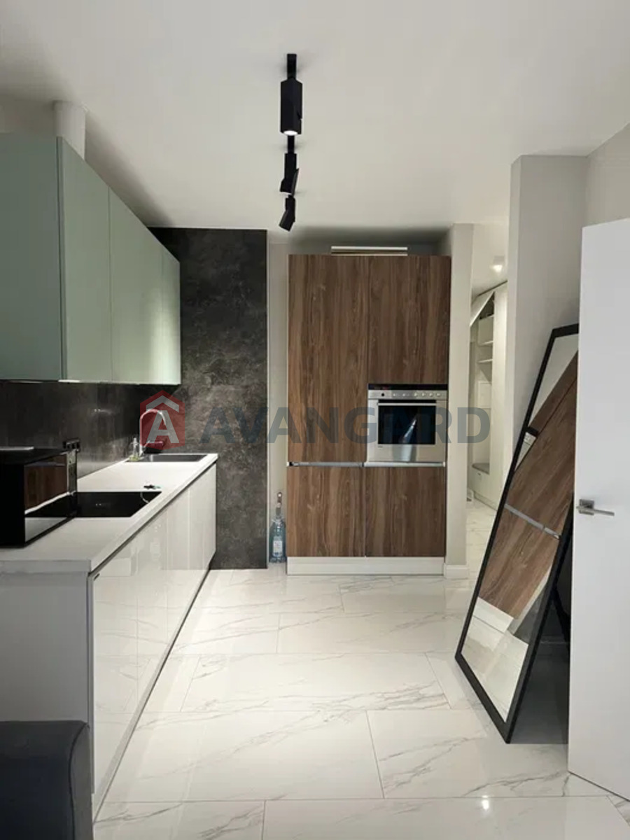 1 ����. ��������, 43/-/18 ��. �., 11/22 ���� ���� 1