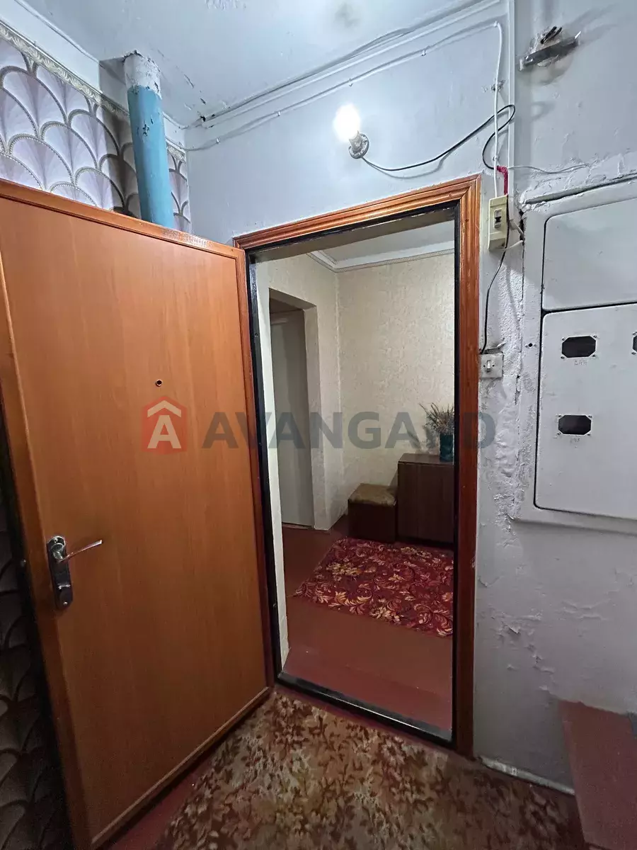 4 ��. ��������, 84/-/10 ��. �., 6/9 ������ ���� 5