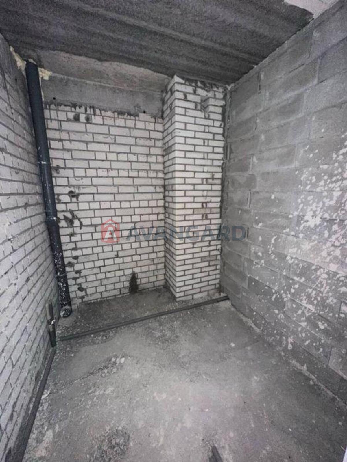 1 ��. ��������, 45/-/11 ��. �., 10/10 ������ ���� 12