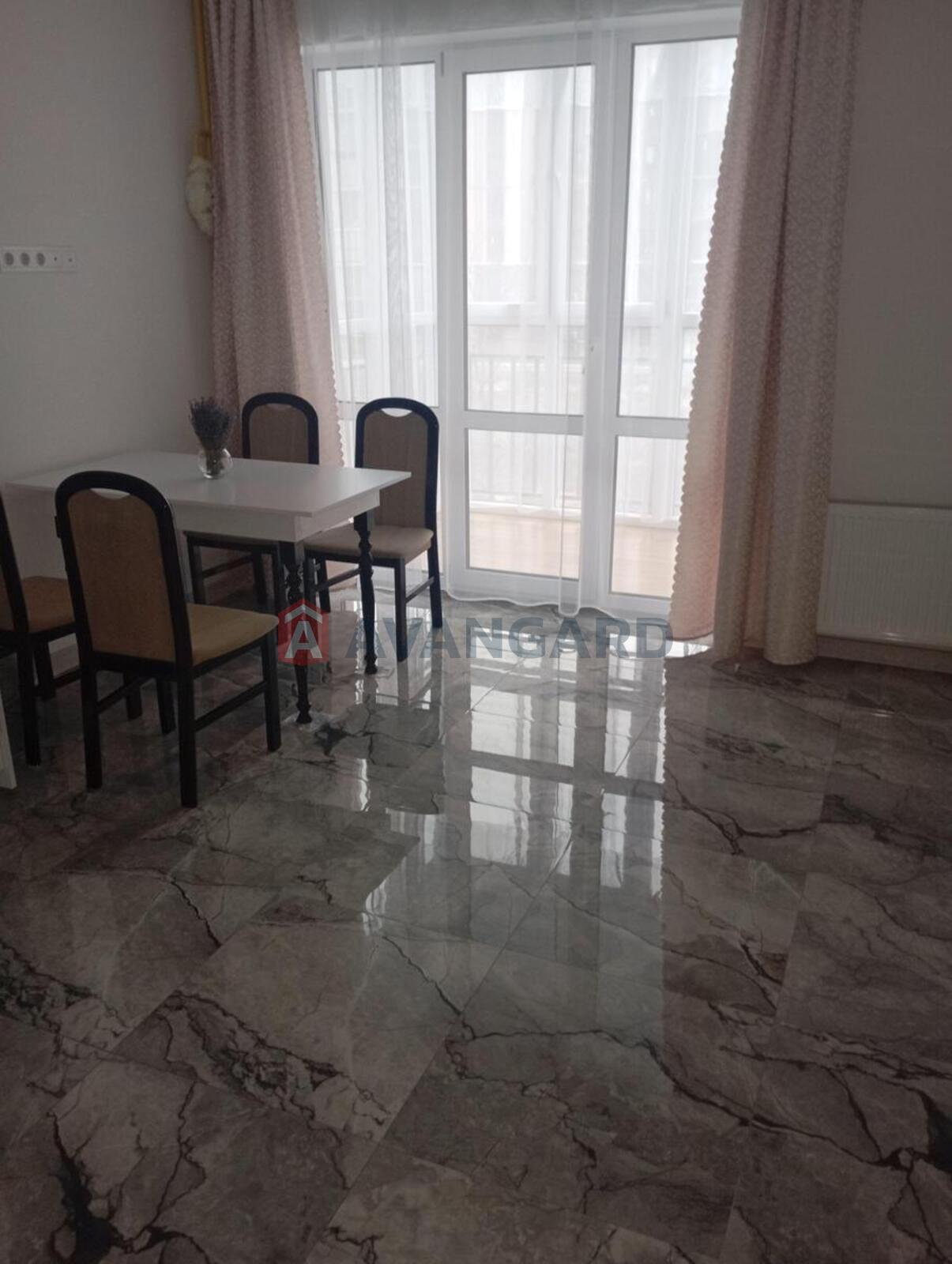 1 ��. ��������, 40/12/15 ��. �., 2/10 ������ ���� 4