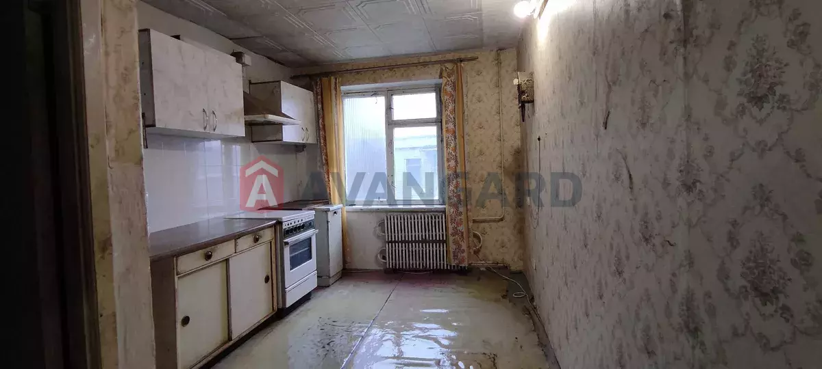 3 ��. ��������, 77/51/9 ��. �., 1/12 ������ ���� 1