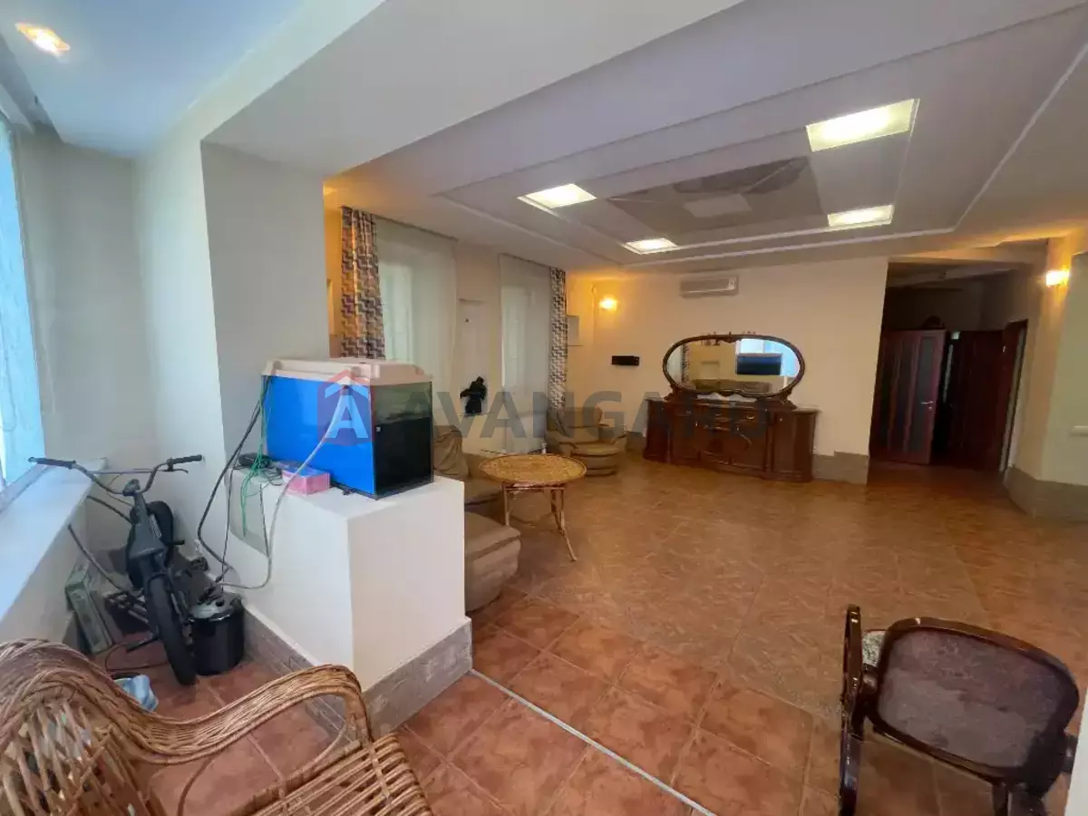 4 кім. квартира, 123/-/- кв. м., 1/5 поверх фото 8 4 кім. квартира, 123/-/- кв. м., 1/5 поверх фото 8