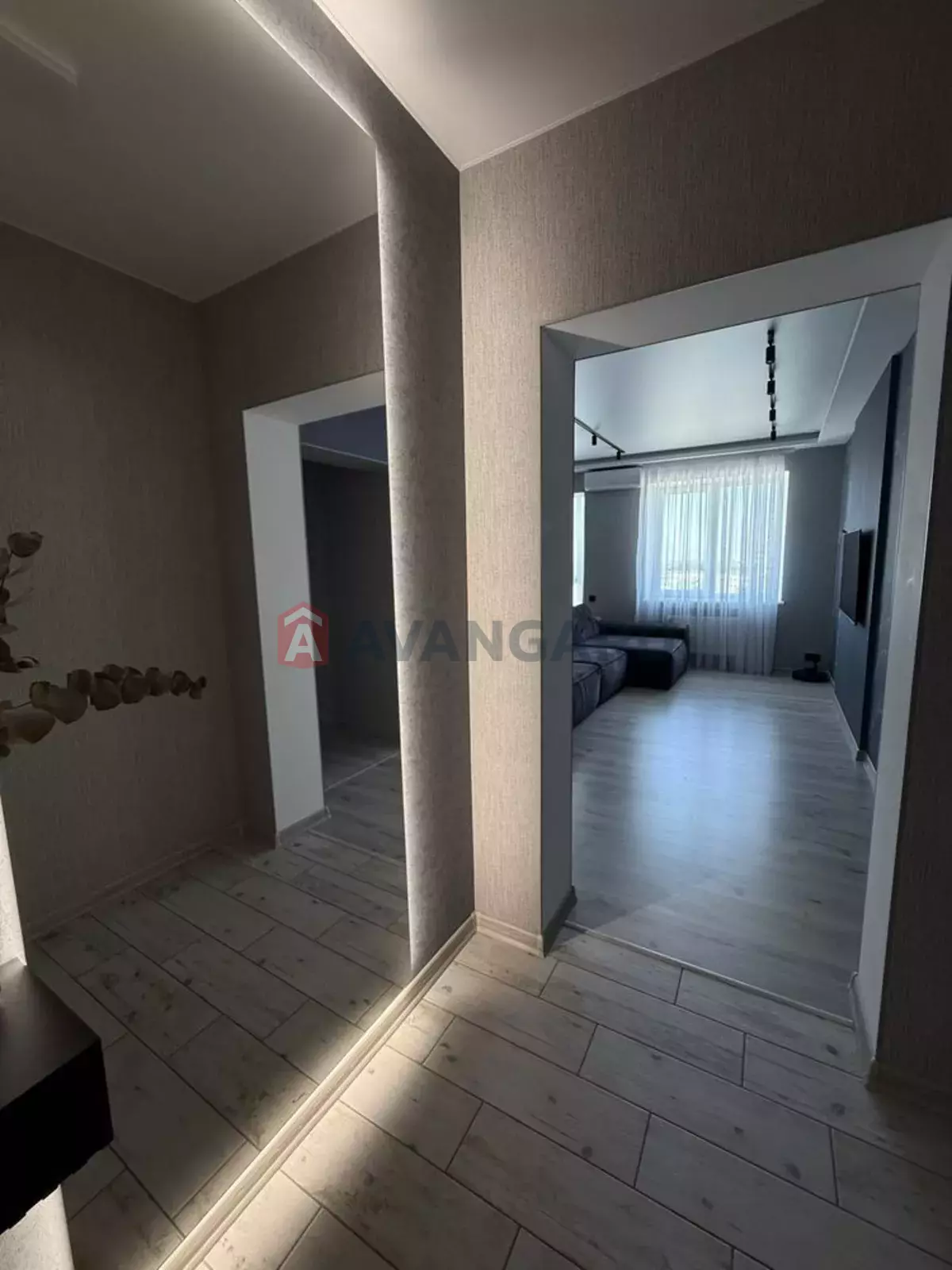 3 . , 100/-/40 . ., 7/7   11