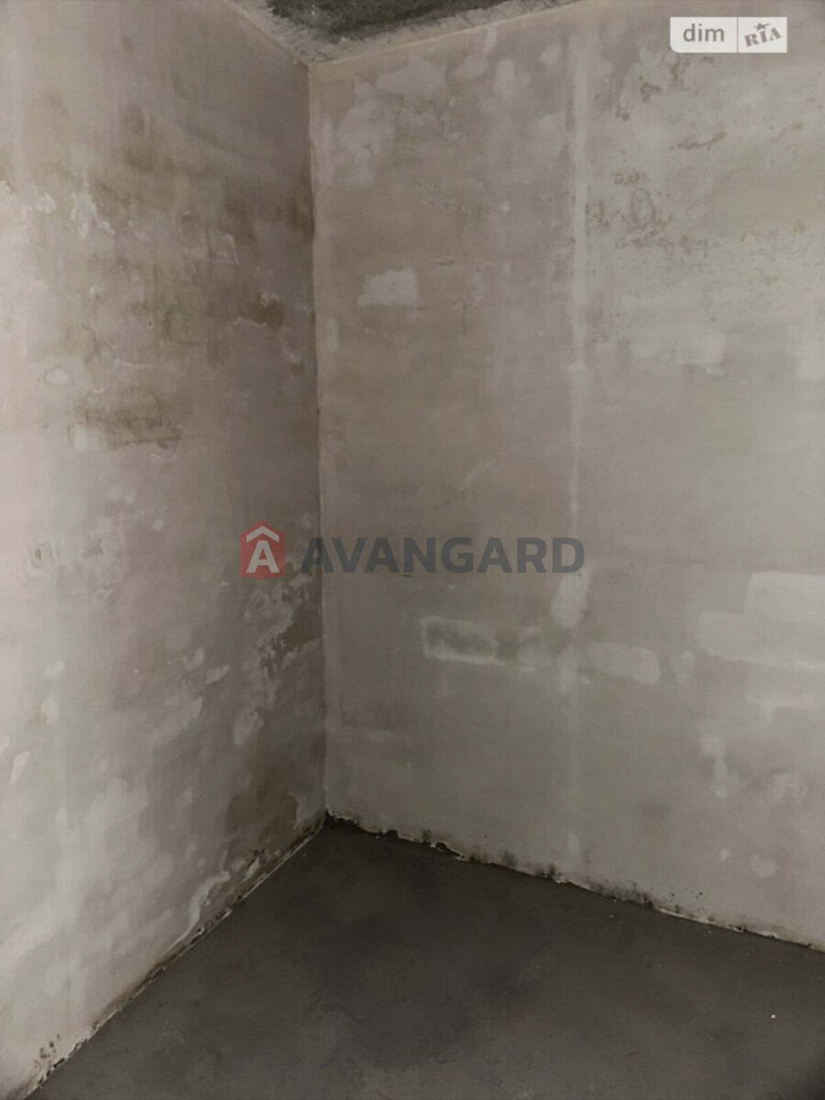 1 ��. ��������, 52/52/- ��. �., 9/11 ������ ���� 4