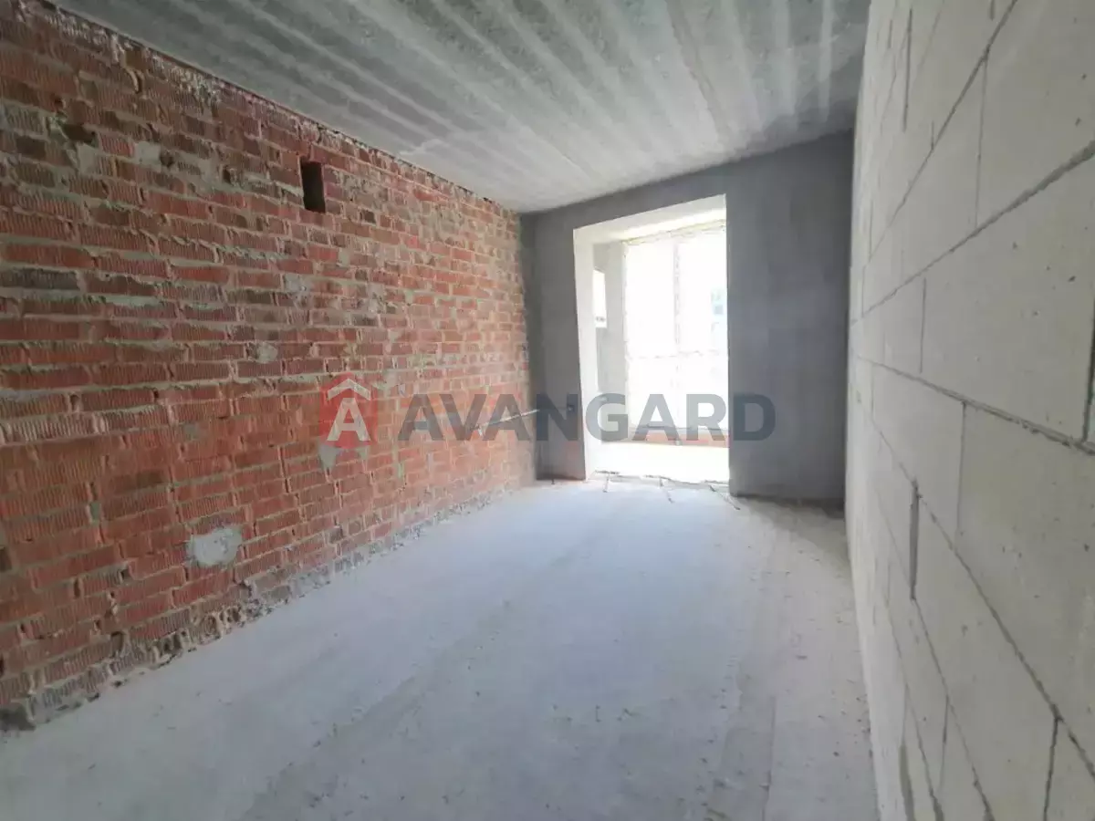 2 ��. ��������, 64/-/- ��. �., 7/10 ������ ���� 11